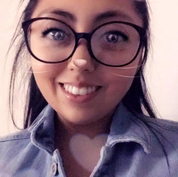 Poshmark profile picture for @salazar